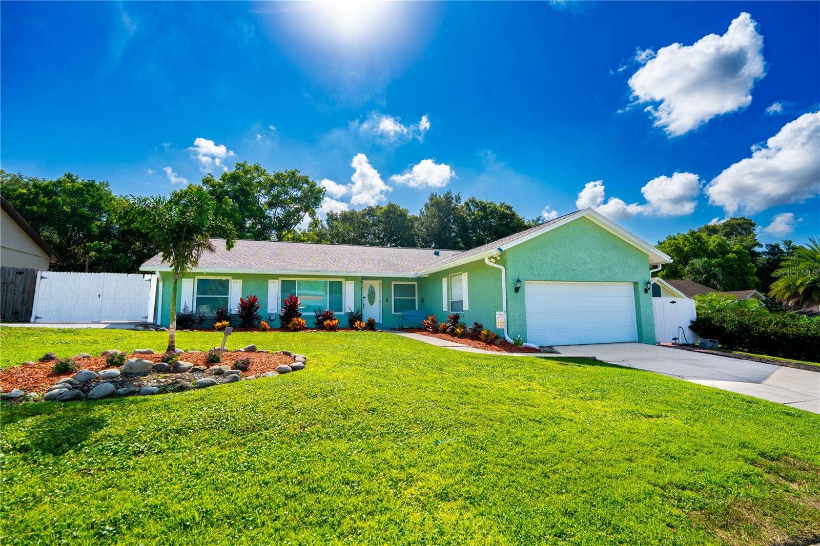 691 SHADY COURT, Altamonte Springs, FL 32701 691 SHADY COURT, Altamonte Springs, FL 32701