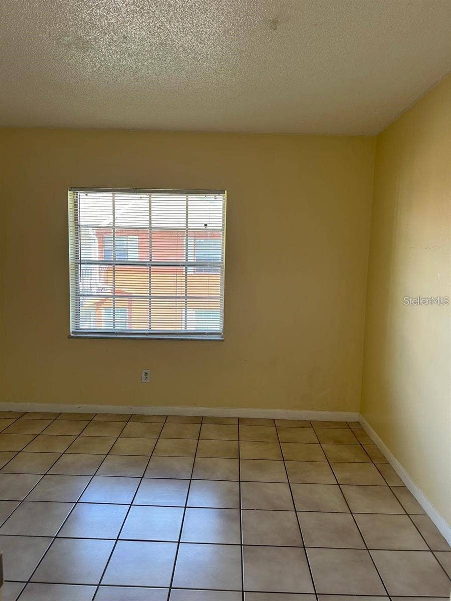 1627 W OAK RIDGE ROAD, #D, Orlando, FL 32809