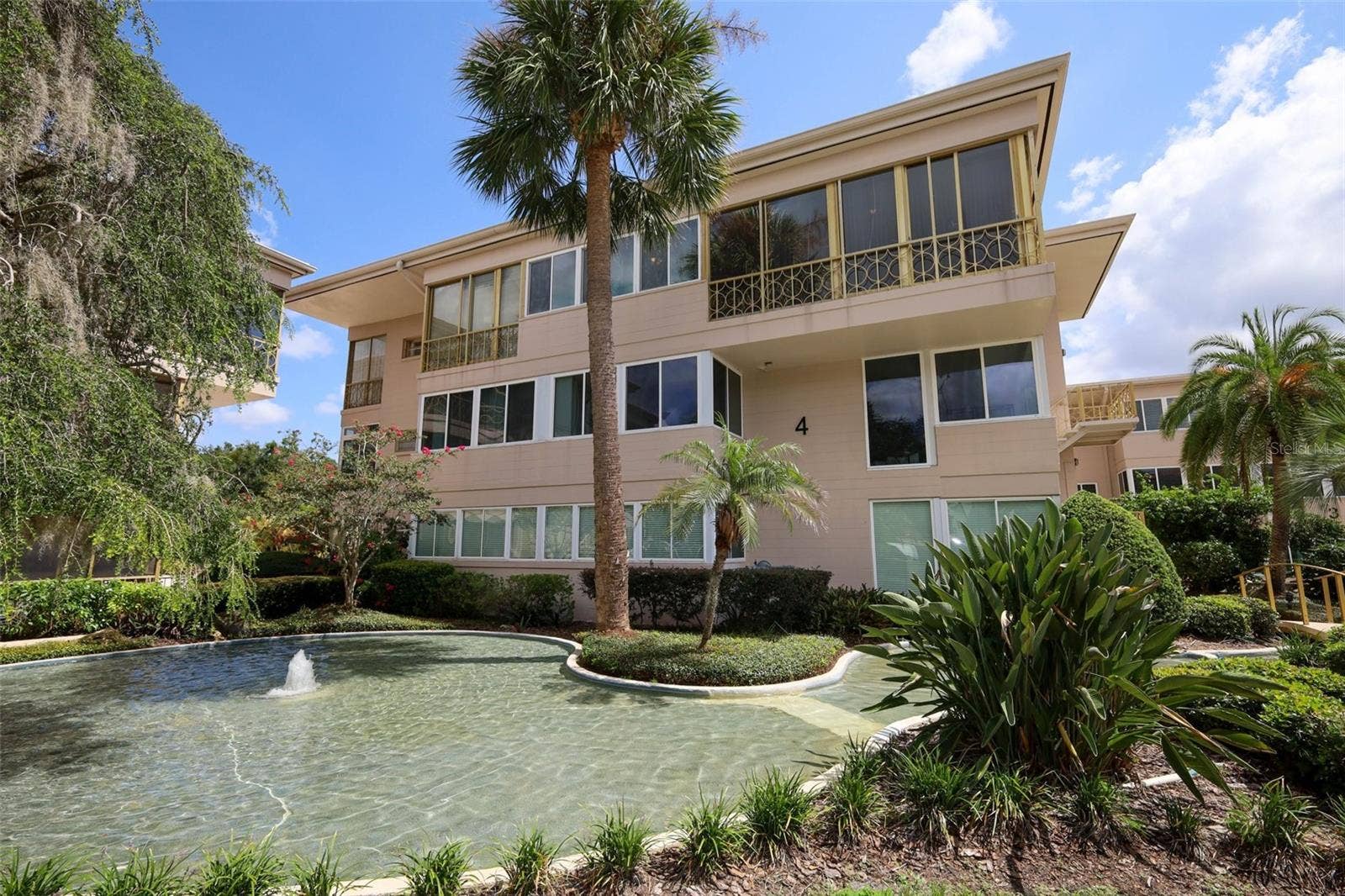 311 E MORSE BOULEVARD, #4-5, Winter Park, FL 32789 Beautiful water fountains throughout community.