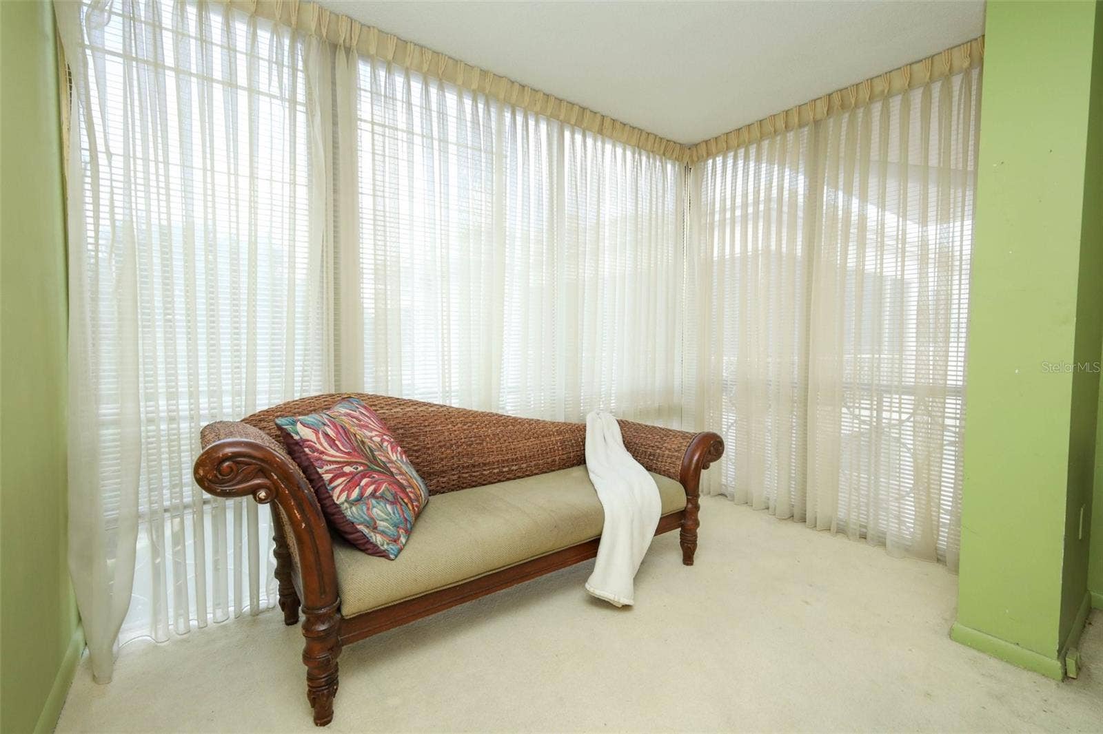 311 E MORSE BOULEVARD, #4-5, Winter Park, FL 32789 Secondary bedroom with a cozy nook.