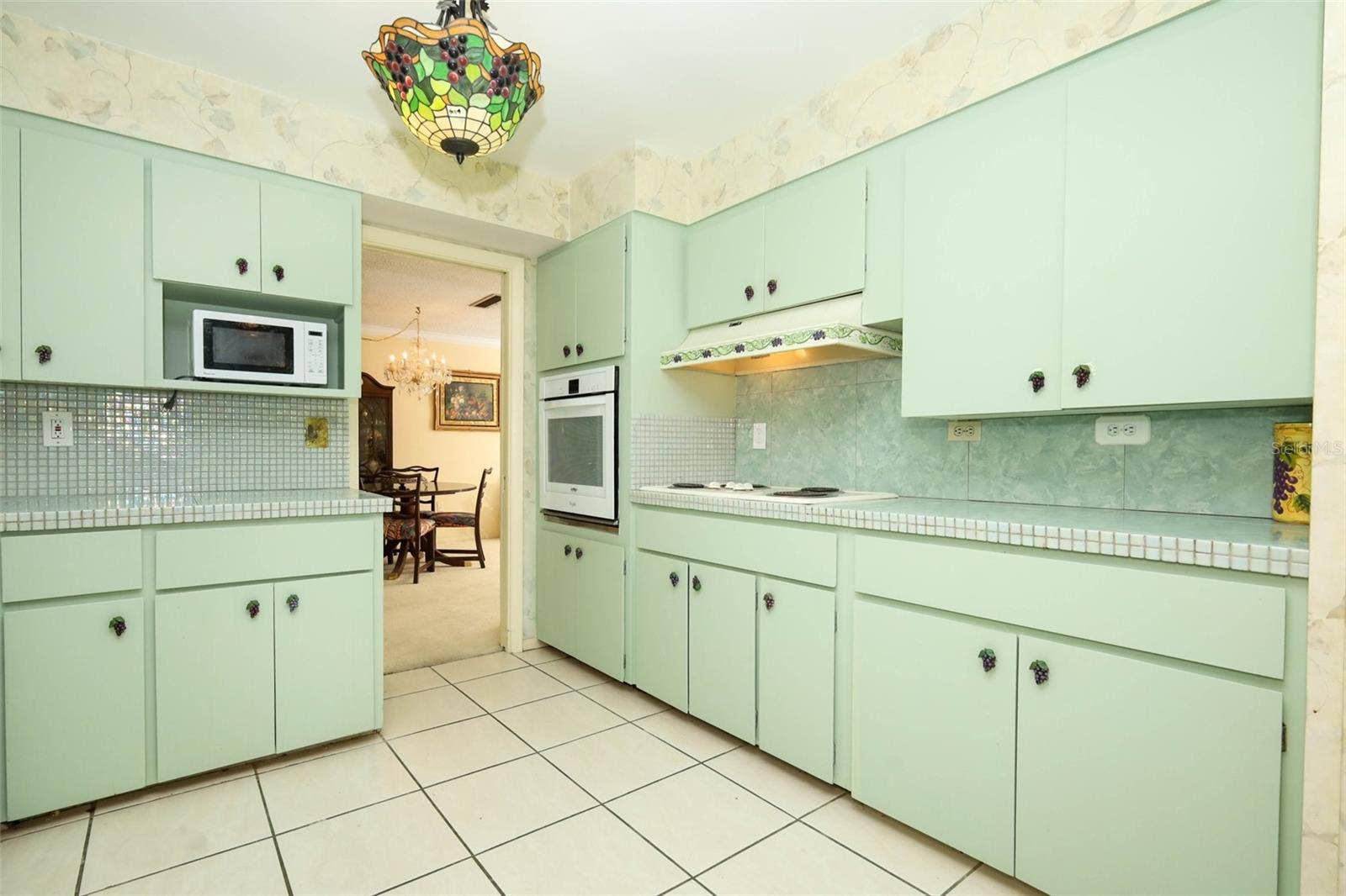 311 E MORSE BOULEVARD, #4-5, Winter Park, FL 32789 Kitchen with cooktop with separate oven