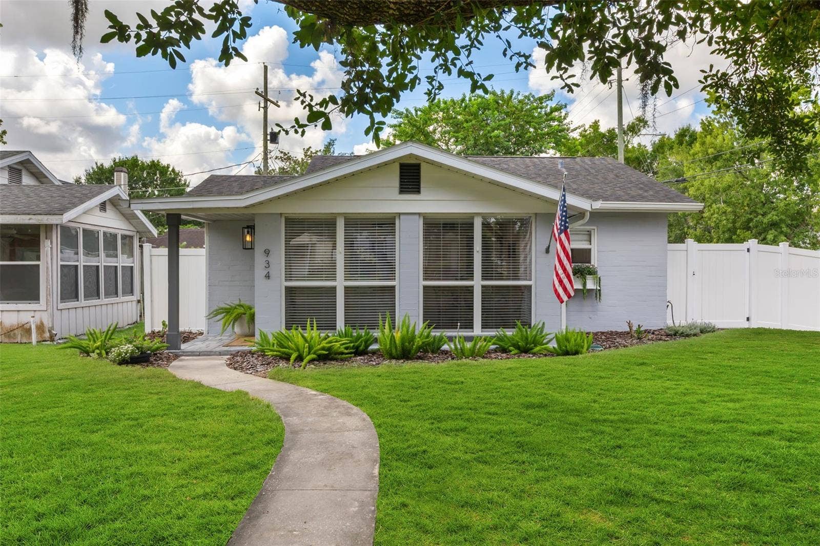 934 W HARVARD STREET, Orlando, FL 32804 934 W HARVARD STREET, Orlando, FL 32804