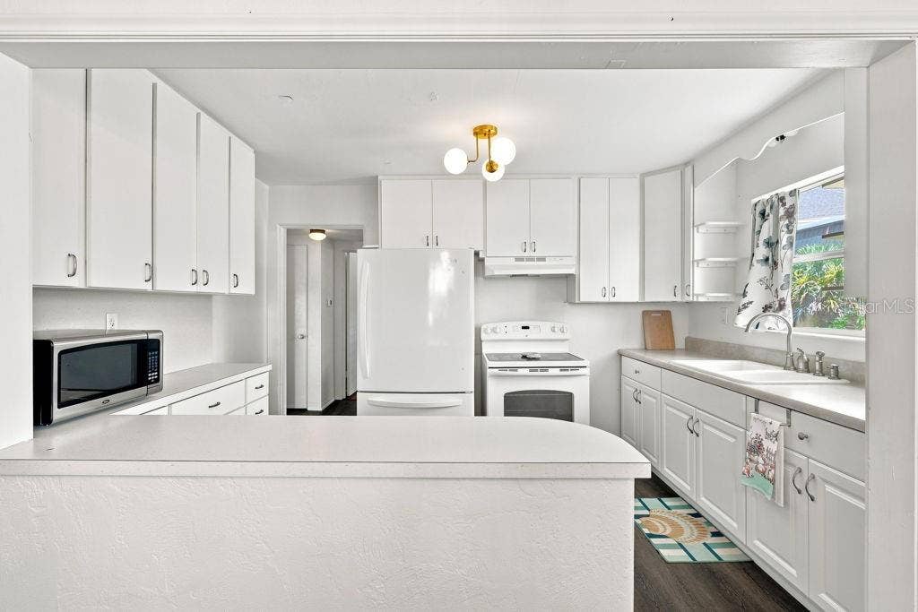 379 MORNINGSIDE AVENUE, Daytona Beach, FL 32118 379 MORNINGSIDE AVENUE, Daytona Beach, FL 32118