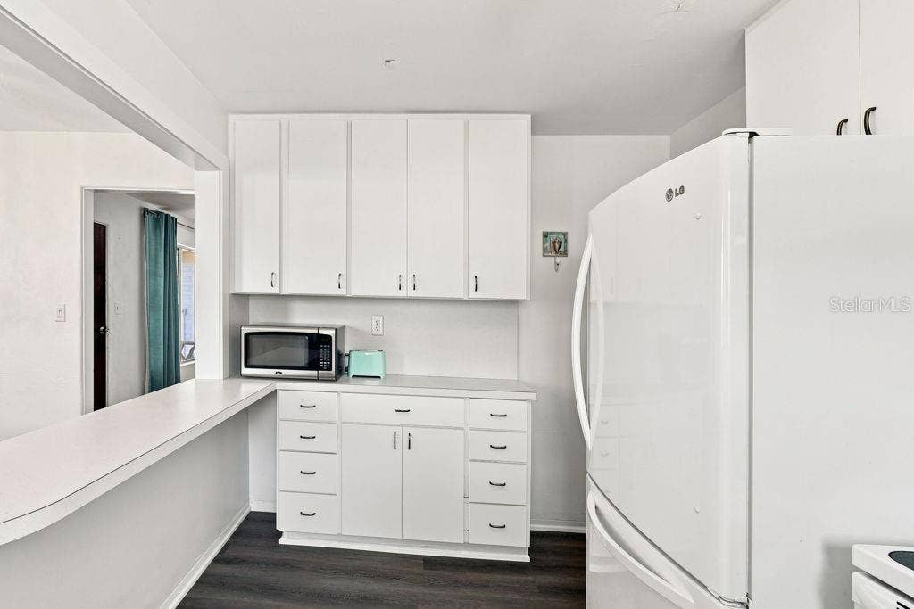 379 MORNINGSIDE AVENUE, Daytona Beach, FL 32118 379 MORNINGSIDE AVENUE, Daytona Beach, FL 32118