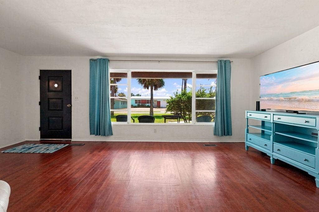 379 MORNINGSIDE AVENUE, Daytona Beach, FL 32118 379 MORNINGSIDE AVENUE, Daytona Beach, FL 32118