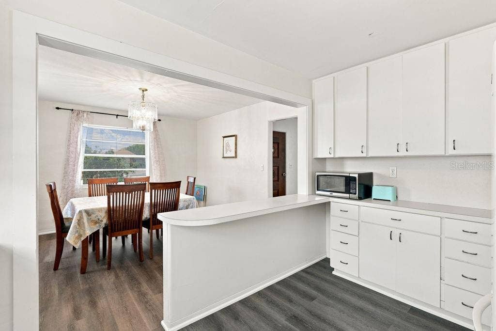 379 MORNINGSIDE AVENUE, Daytona Beach, FL 32118 379 MORNINGSIDE AVENUE, Daytona Beach, FL 32118