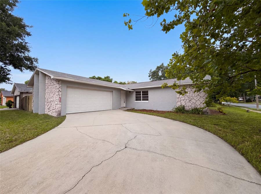Property photo for 8310 ROLLING LOG DRIVE, Orlando, FL