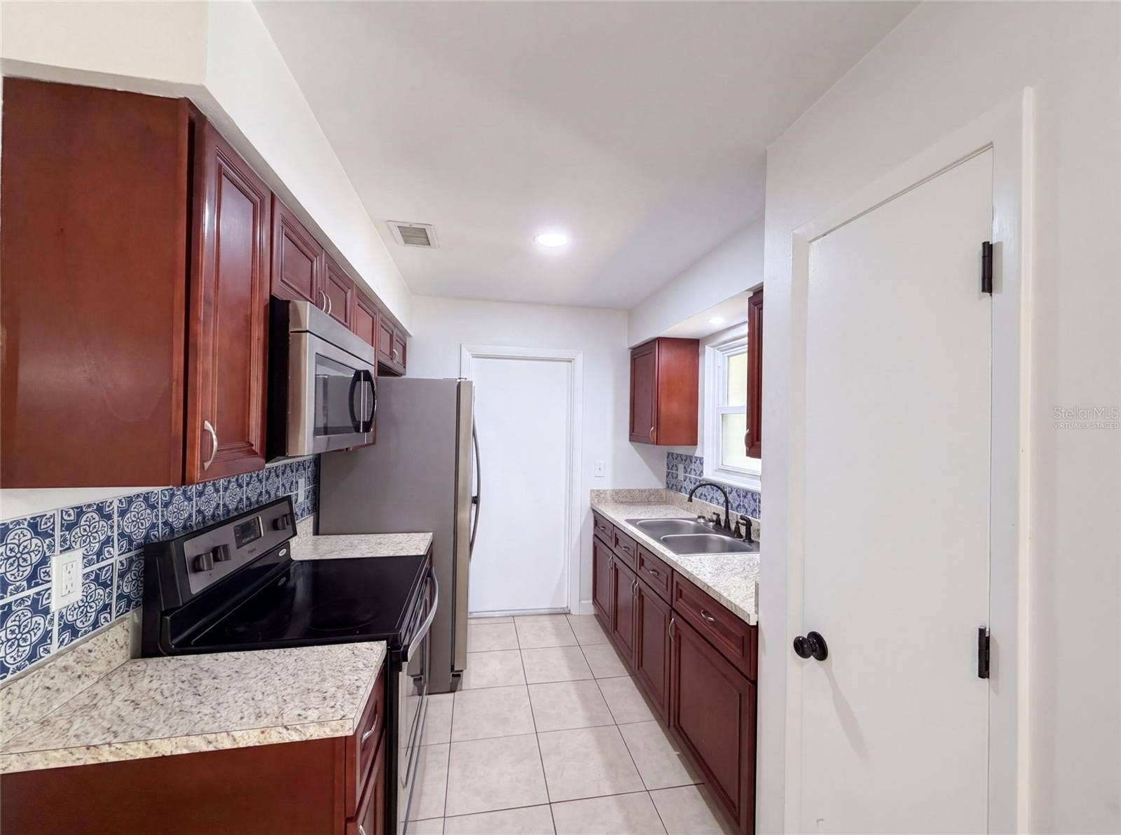 7233 THOMAS JEFFERSON CIRCLE W, Bartow, FL 33830 Virtually Staged