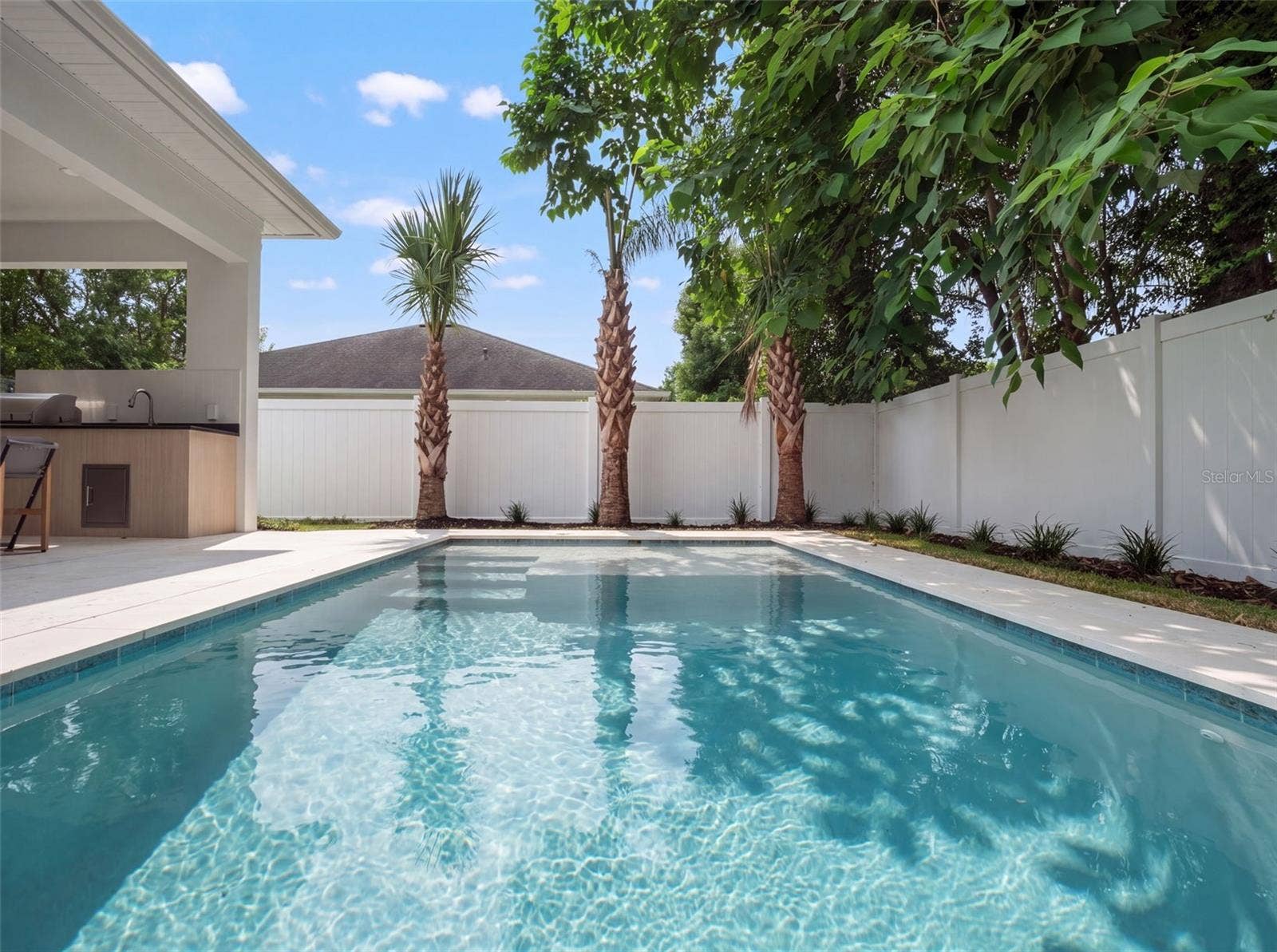 1000 N FOREST AVENUE, Orlando, FL 32803