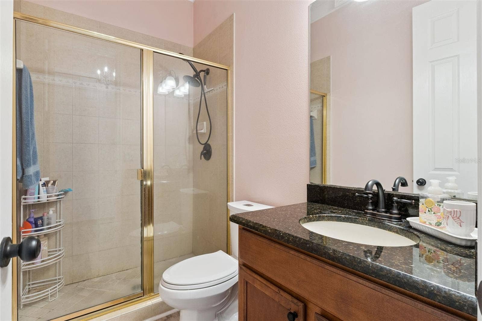 Junior Primary Suite En-suite