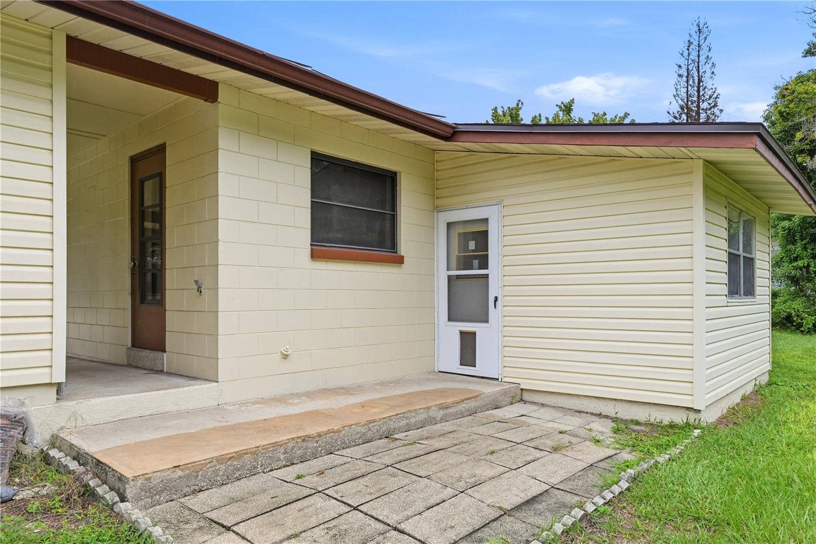 107 OAK STREET, Altamonte Springs, FL 32714