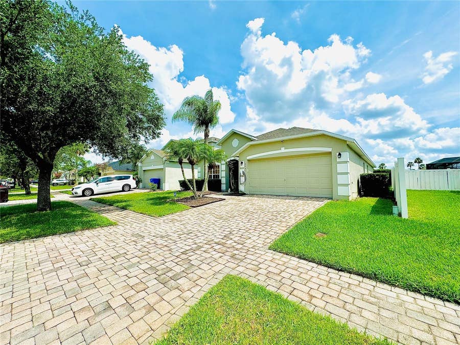 Property photo for 4647 CUMBRIAN LAKES DRIVE, Kissimmee, FL