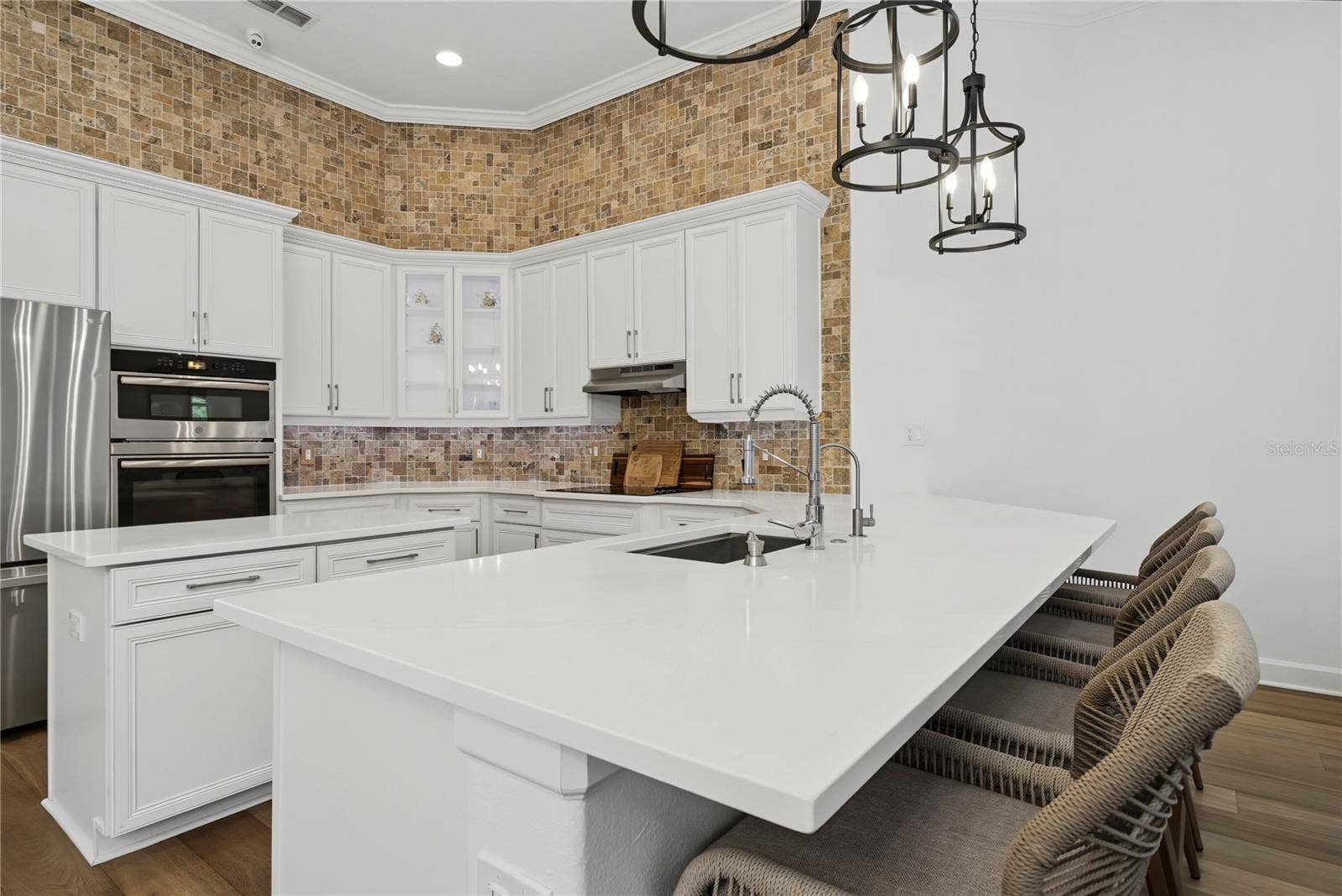 2710 REGAL PINE TRAIL, Oviedo, FL 32766 2710 REGAL PINE TRAIL, Oviedo, FL 32766