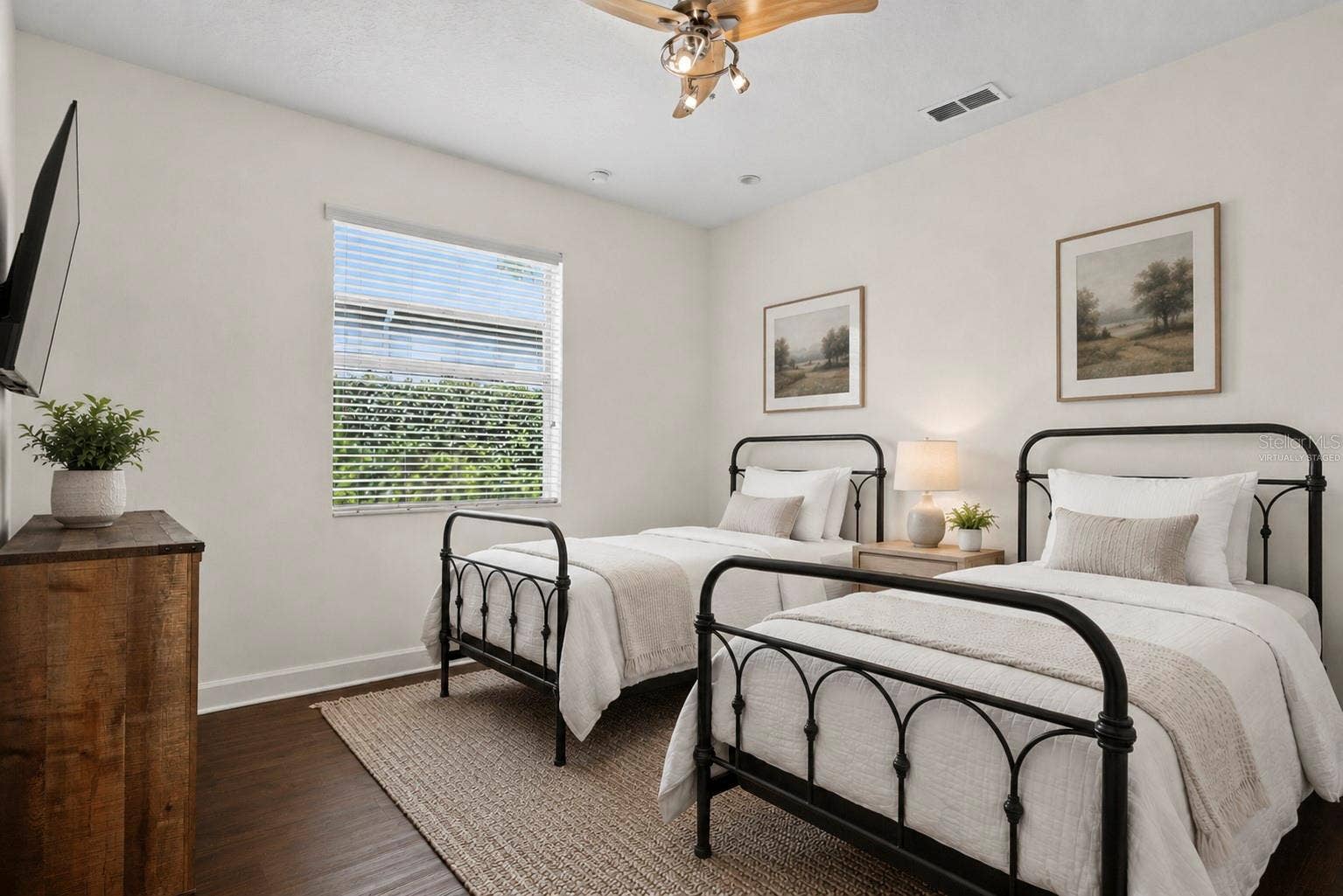 2710 REGAL PINE TRAIL, Oviedo, FL 32766 Virtually Staged