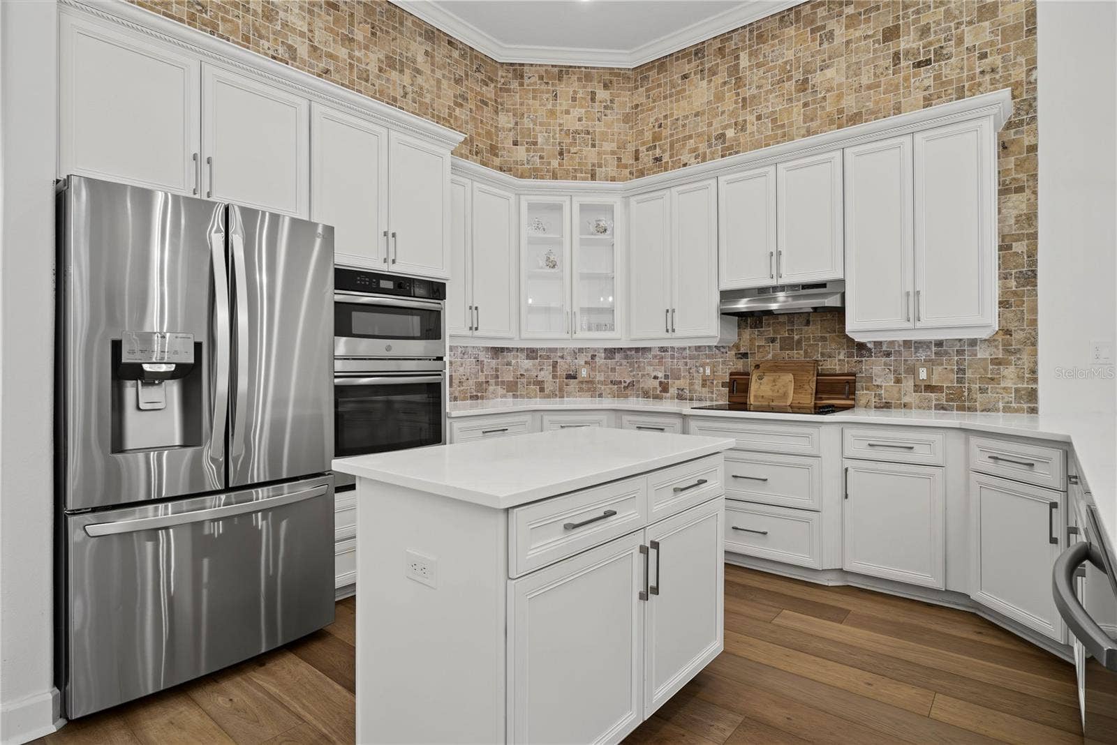 2710 REGAL PINE TRAIL, Oviedo, FL 32766 2710 REGAL PINE TRAIL, Oviedo, FL 32766