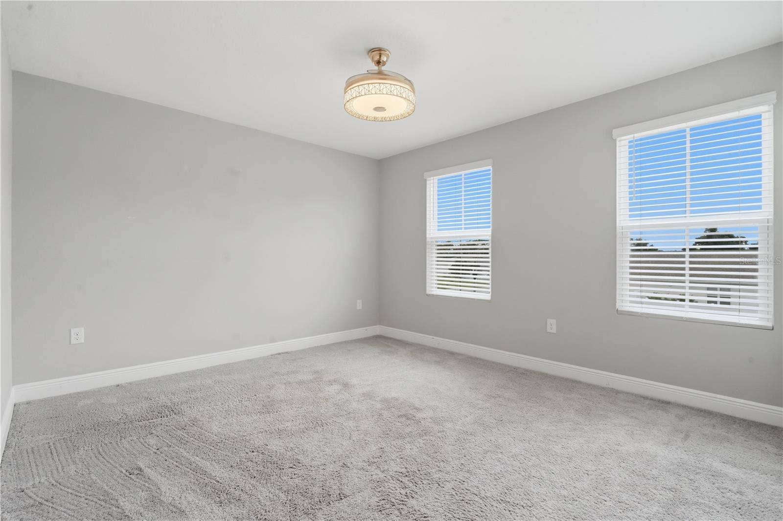 31707 BROADWATER AVENUE, Leesburg, FL 34748 31707 BROADWATER AVENUE, Leesburg, FL 34748