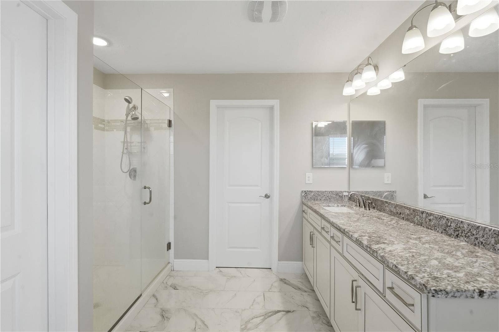 31707 BROADWATER AVENUE, Leesburg, FL 34748 31707 BROADWATER AVENUE, Leesburg, FL 34748