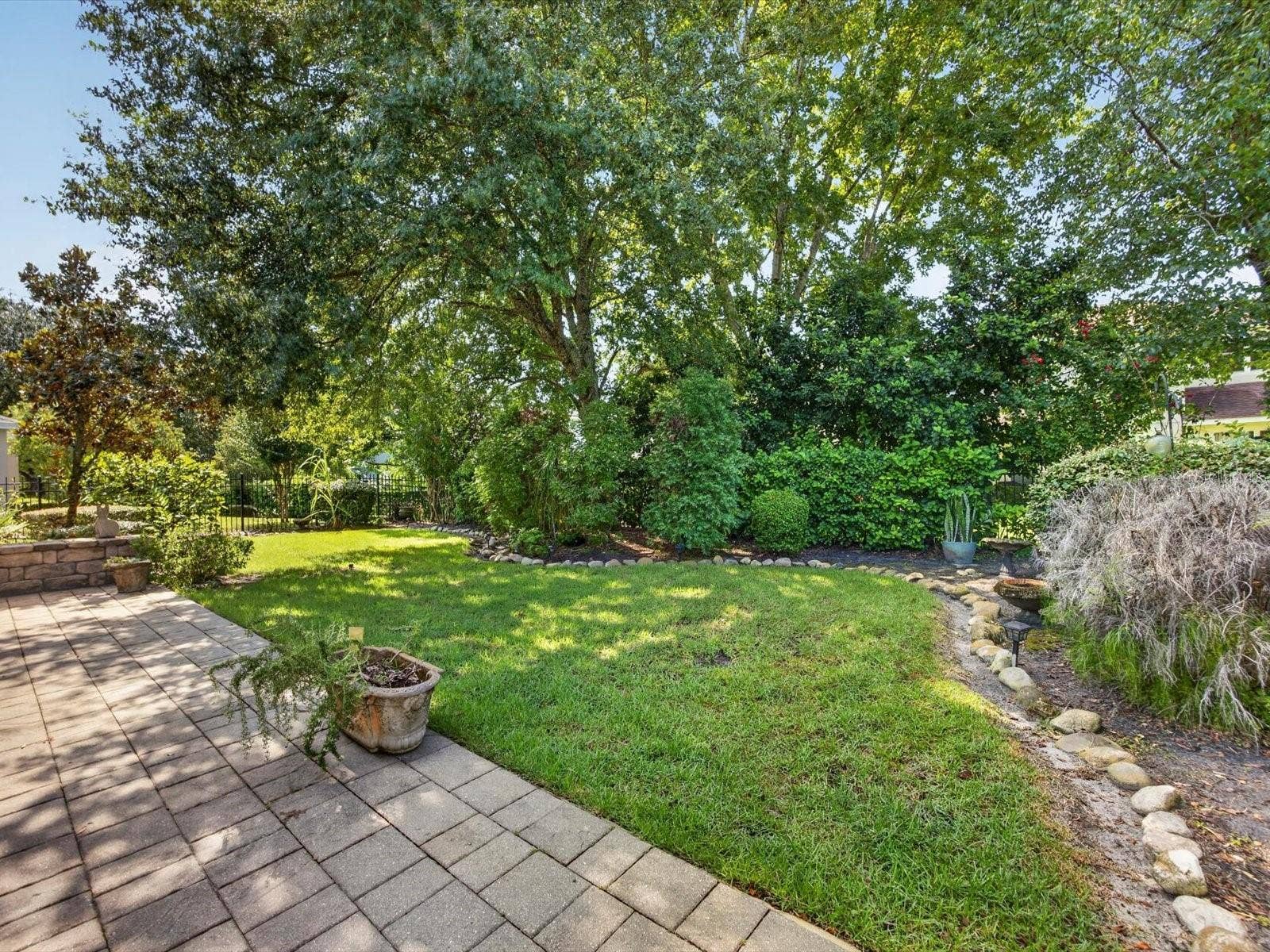 112 BEDFORD COURT, Deland, FL 32724
