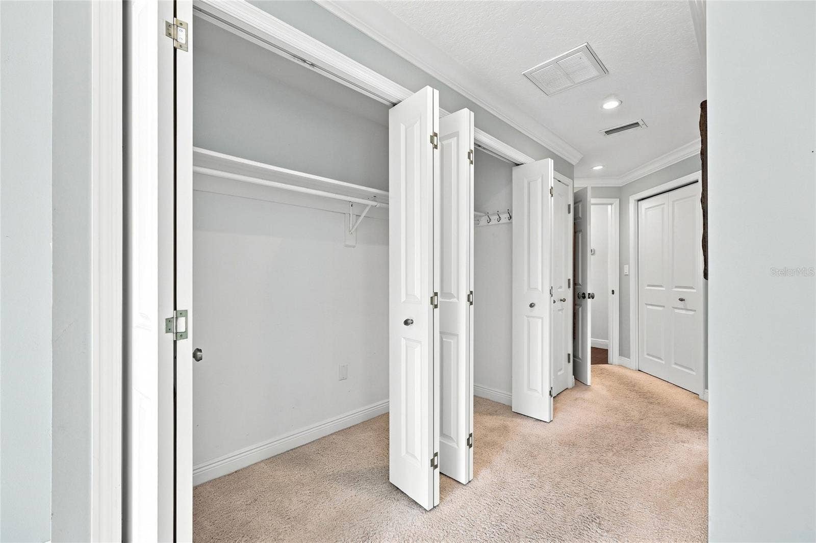 1431 PALM AVENUE, Winter Park, FL 32789 Master bedroom closets