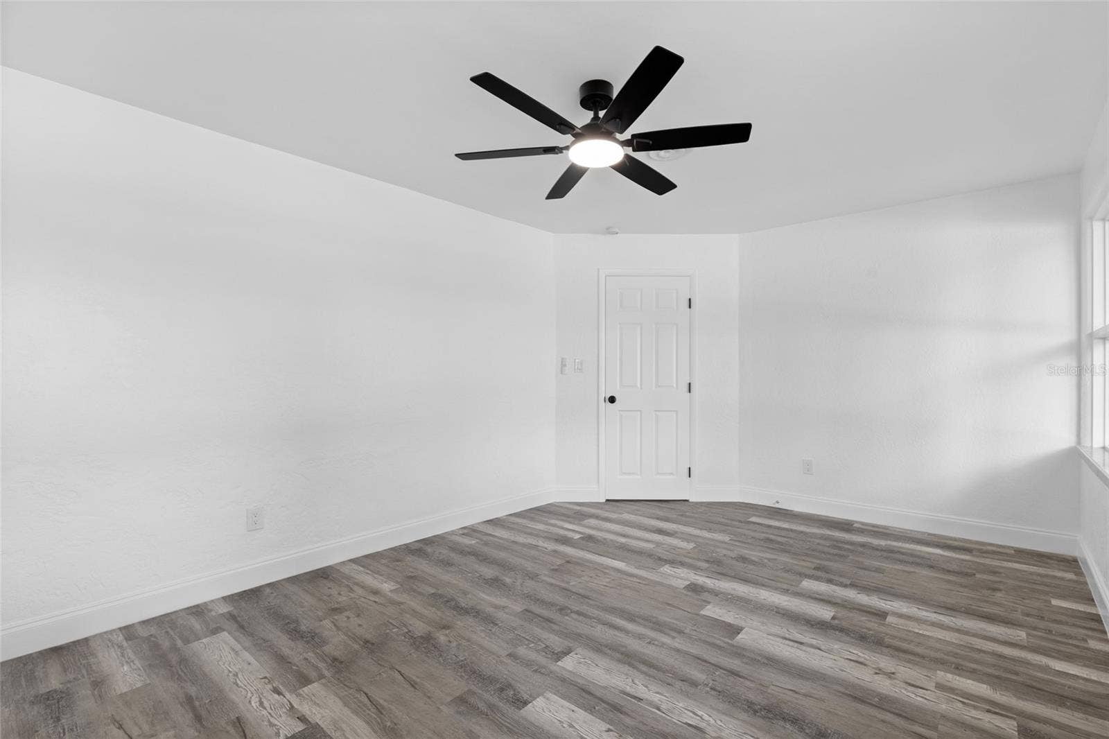 guest bedroom 1