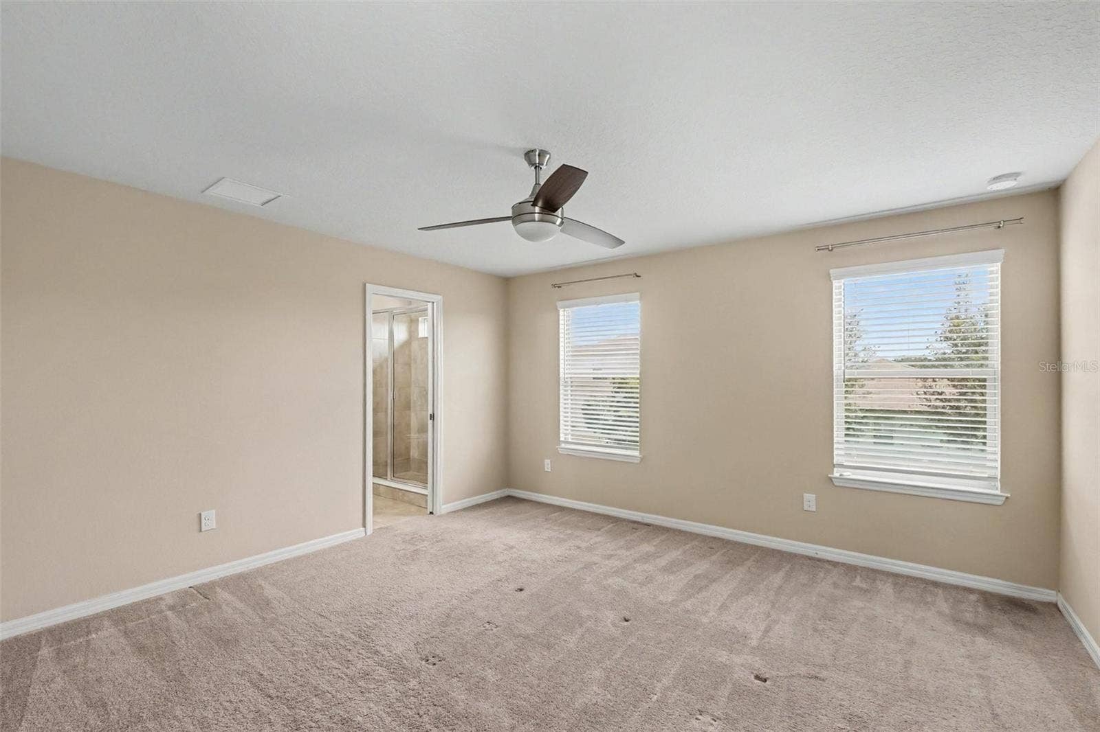 5117 LEVANA STREET, Palmetto, FL 34221 5117 LEVANA STREET, Palmetto, FL 34221