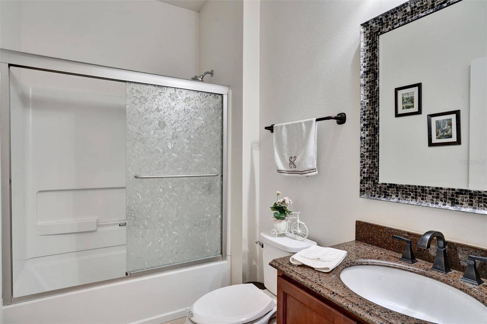 8111 PACIFIC LOON STREET, Winter Garden, FL 34787 Downstairs Bathroom