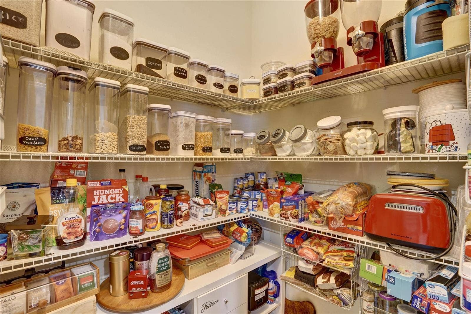 8111 PACIFIC LOON STREET, Winter Garden, FL 34787 Pantry