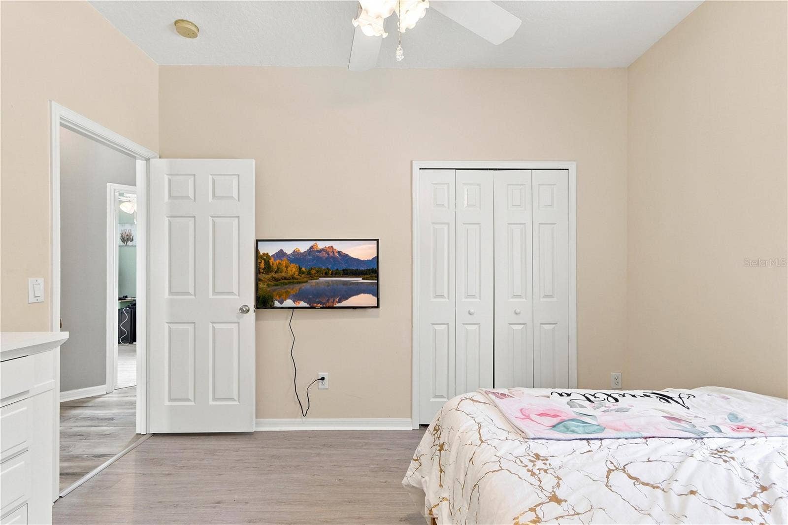 1732 NESTLEWOOD TRAIL, Orlando, FL 32837 1732 NESTLEWOOD TRAIL, Orlando, FL 32837