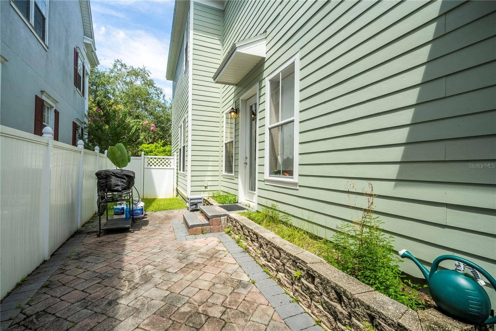 1555 HANKS AVENUE, Orlando, FL 32814