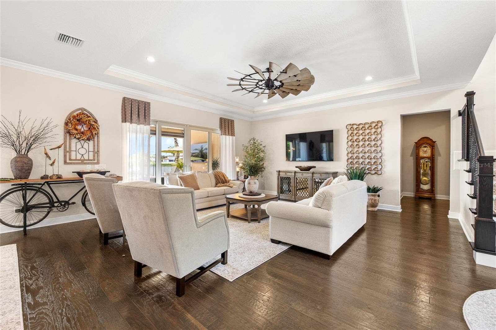 15475 SHOREBIRD LANE, Winter Garden, FL 34787 Living Room