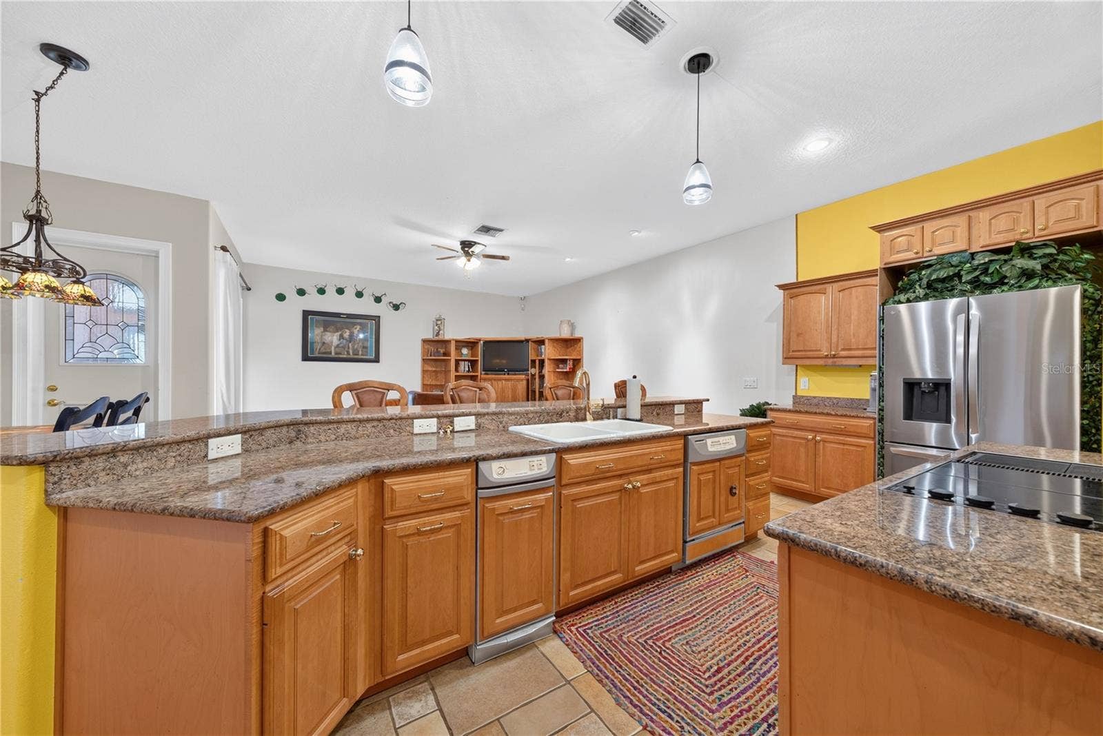 2335 FOREST CLUB DRIVE, Orlando, FL 32804 A coffee station, too!