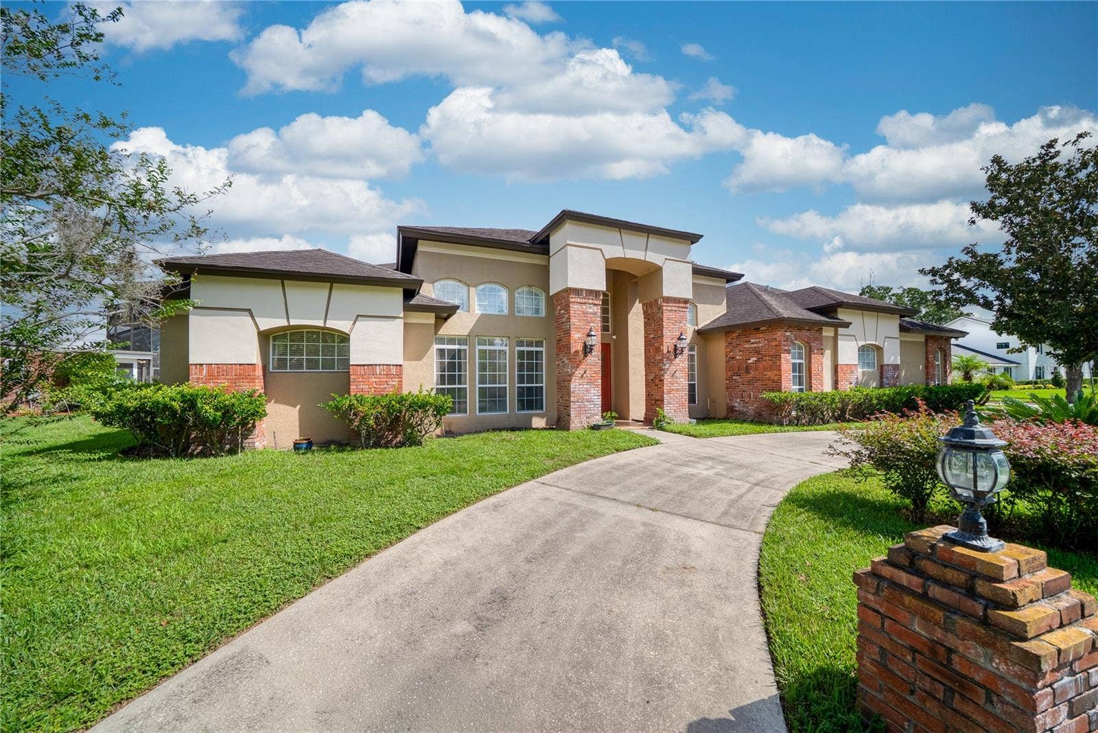 2335 FOREST CLUB DRIVE, Orlando, FL 32804 Welcome to 2335 Forest Club Drive!