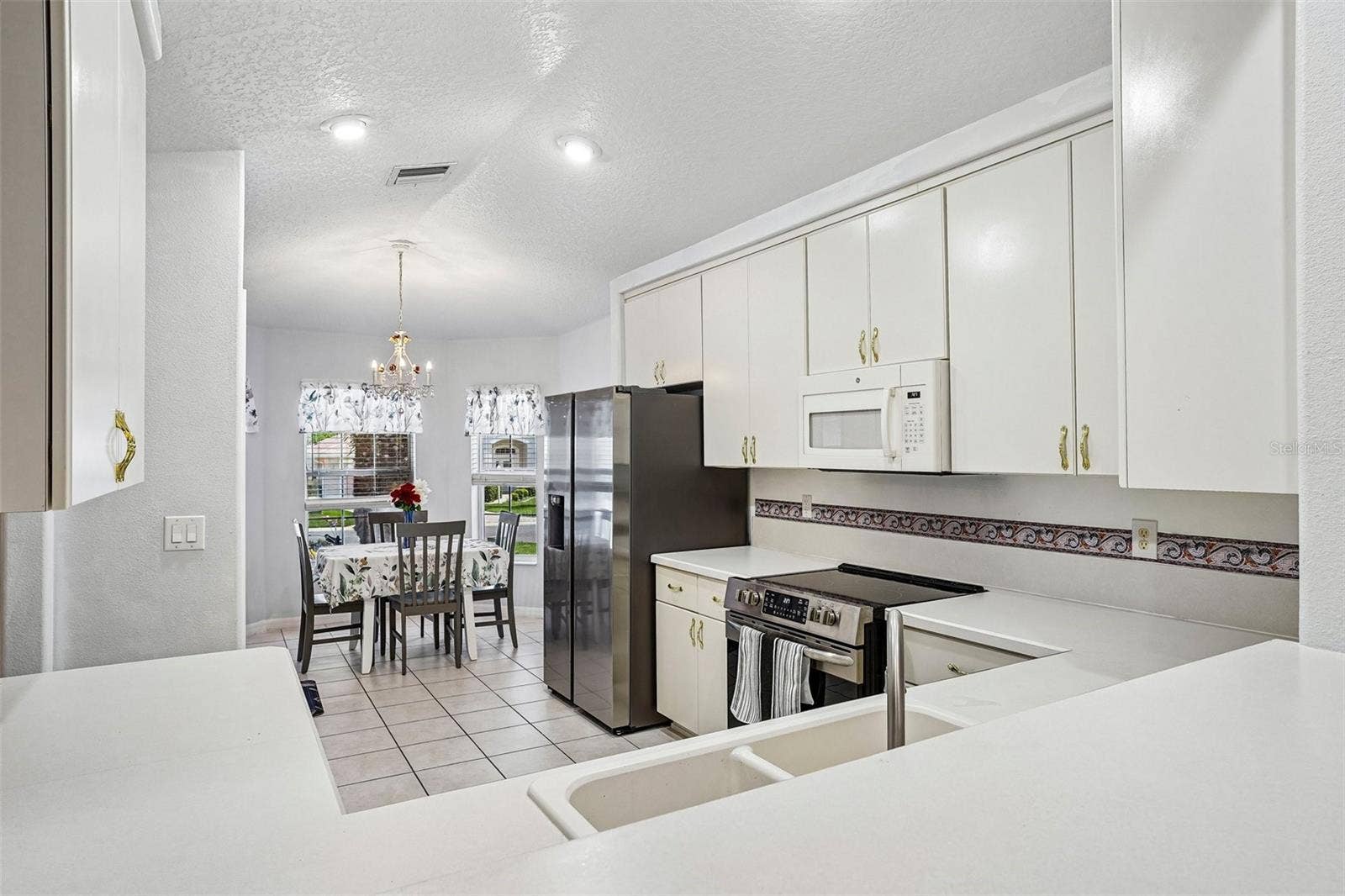 5964 BRITTANIA BOULEVARD, Tavares, FL 32778 5964 BRITTANIA BOULEVARD, Tavares, FL 32778