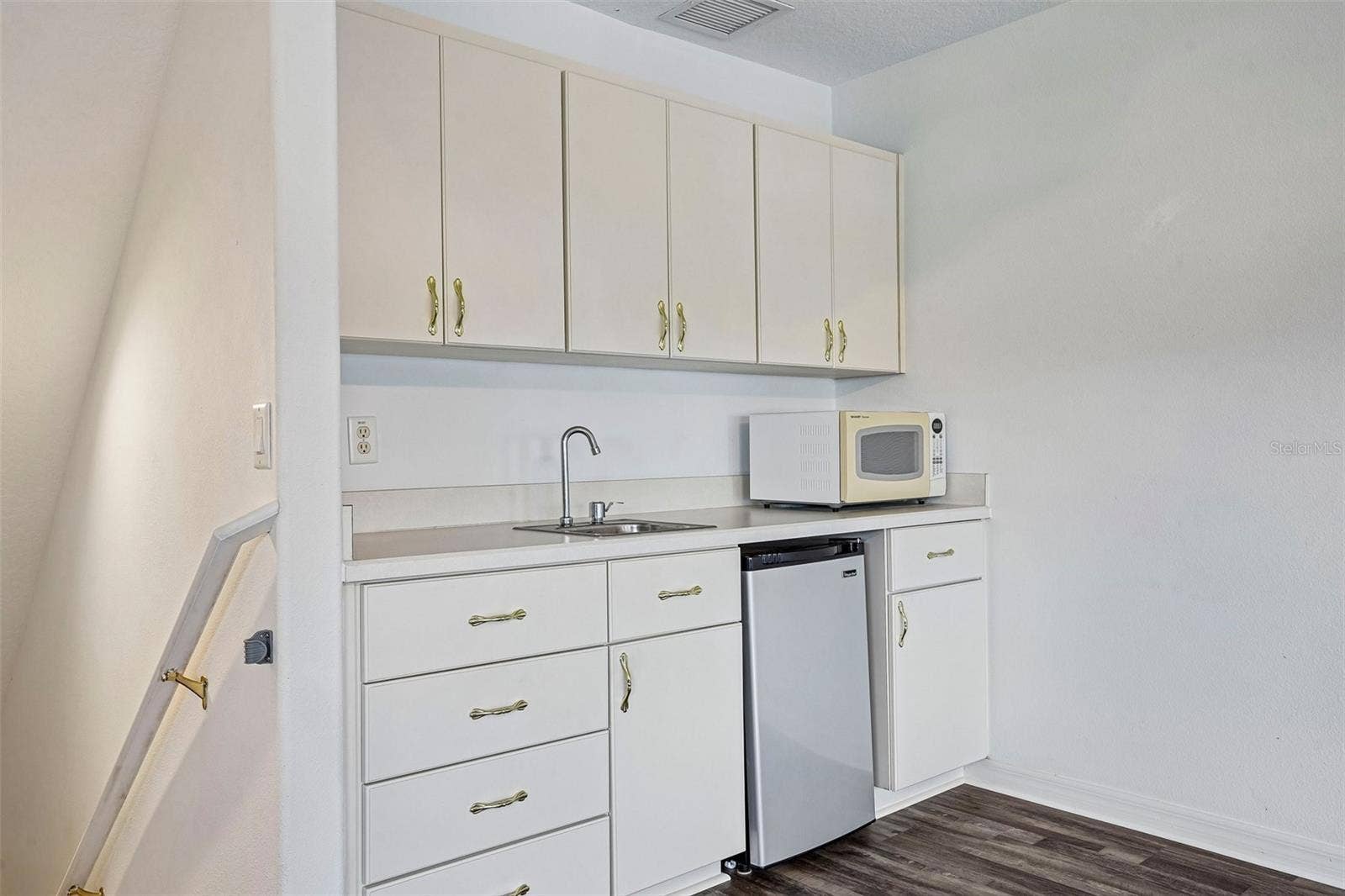 5964 BRITTANIA BOULEVARD, Tavares, FL 32778 5964 BRITTANIA BOULEVARD, Tavares, FL 32778
