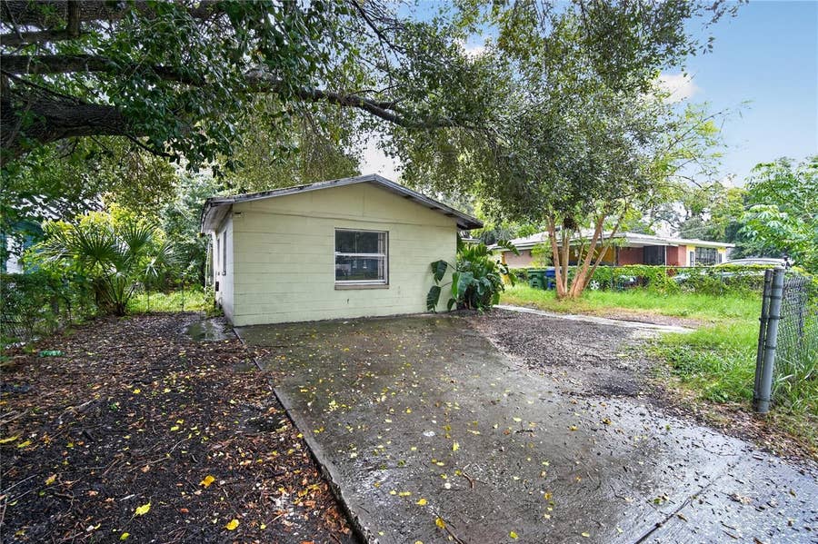 Property photo for 3504 LINDELL AVENUE, Tampa, FL