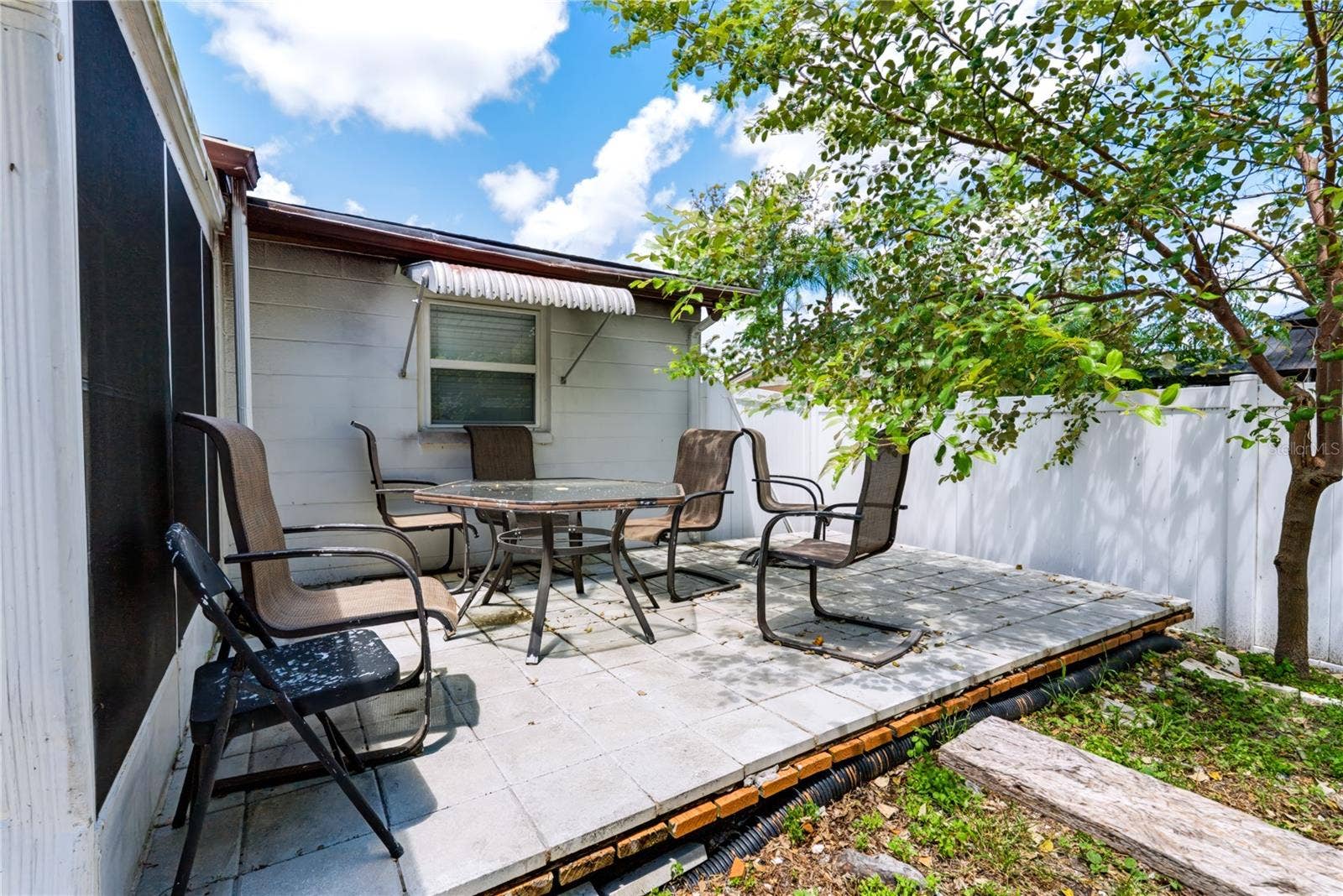 3302 ROCK ROYAL DRIVE, Holiday, FL 34691