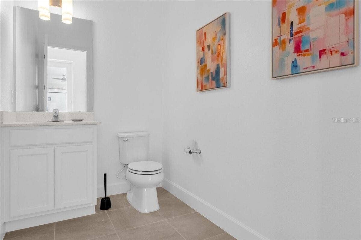 5830 HIGH SEAS DRIVE, Orlando, FL 32821 Bathroom