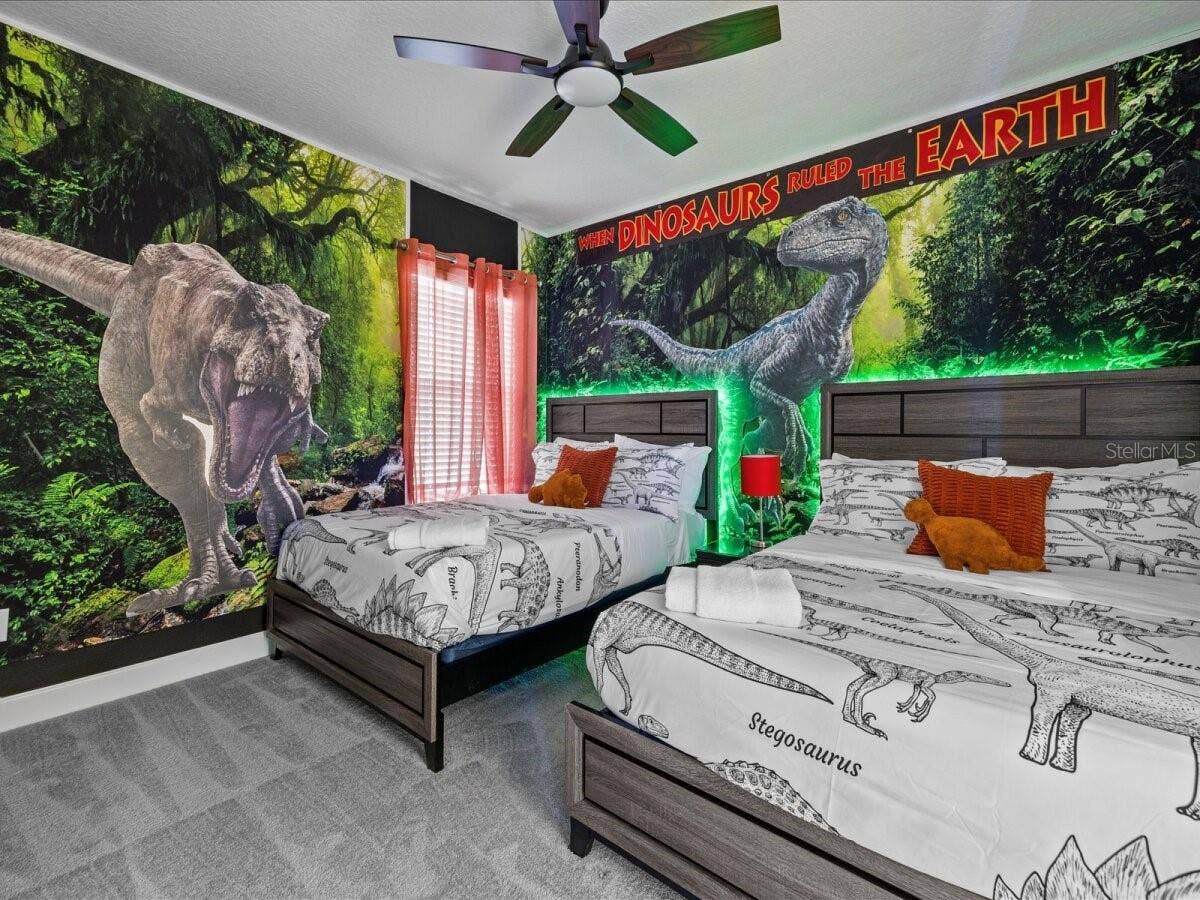 5830 HIGH SEAS DRIVE, Orlando, FL 32821 Themed bedroom - Jurassic Park