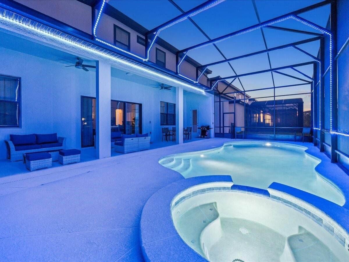 5830 HIGH SEAS DRIVE, Orlando, FL 32821 Pool + SPA with LED lights