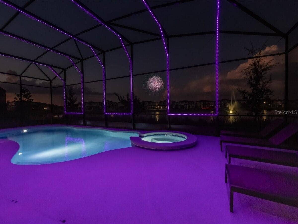 5830 HIGH SEAS DRIVE, Orlando, FL 32821 Pool + SPA with LED lights - SeaWorld fireworks and the pond fountain view to