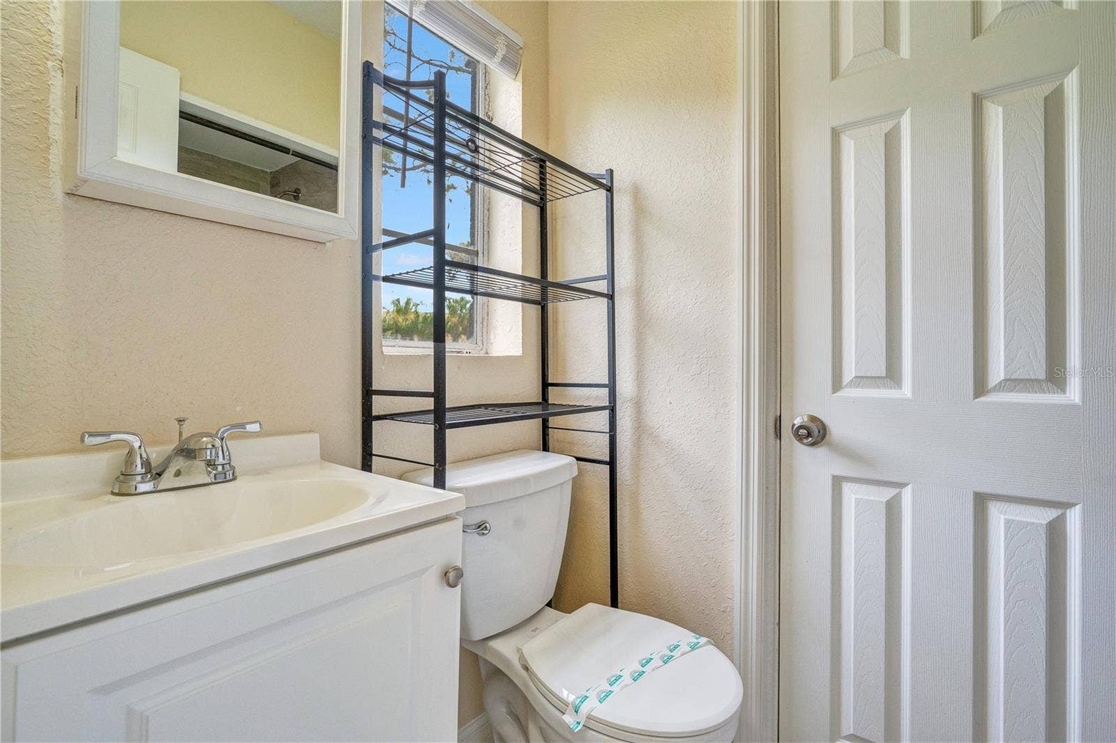 2183 CRANDON AVENUE, Winter Park, FL 32789 Second Floor Unit,Bathroom