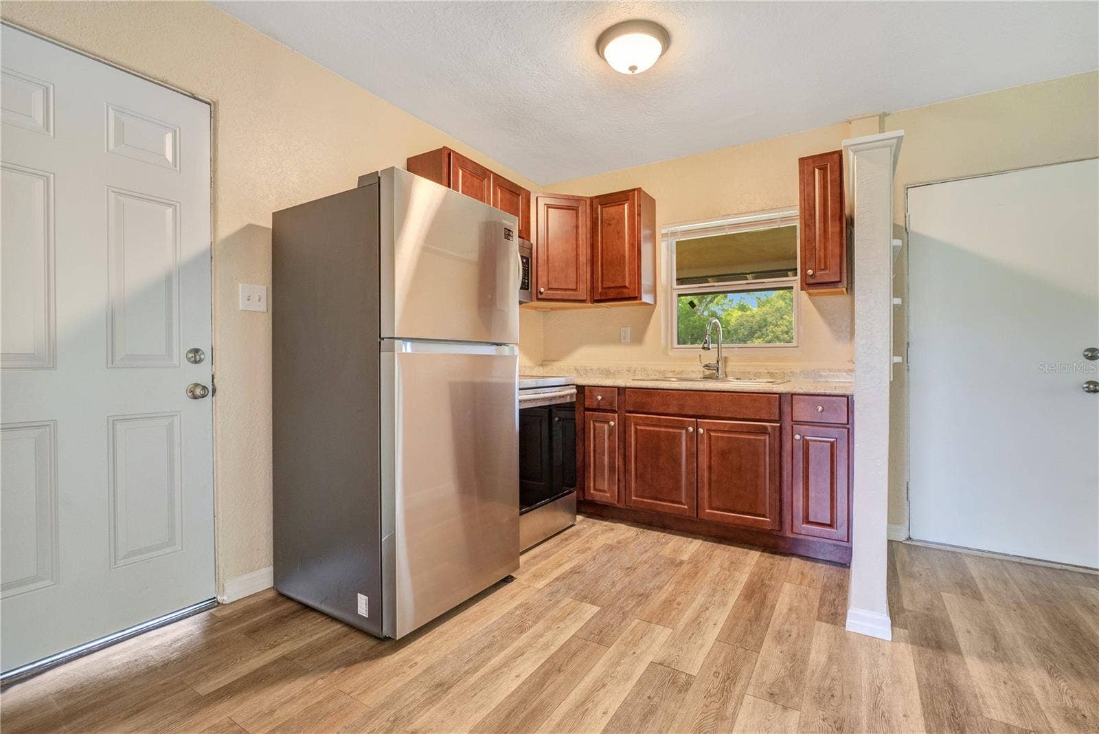 2183 CRANDON AVENUE, Winter Park, FL 32789 Second Floor Unit, Kitchen