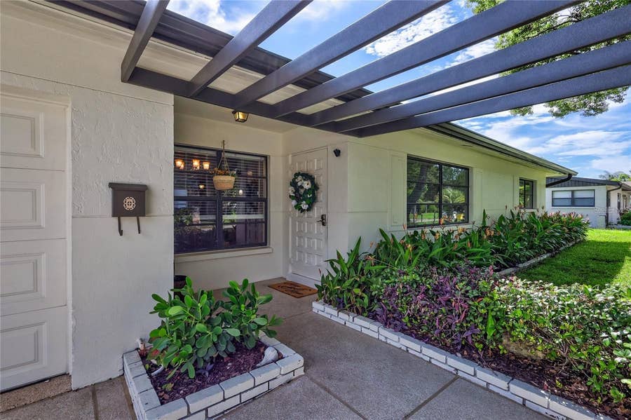 Property photo for 8532 KUMQUAT AVENUE, Seminole, FL