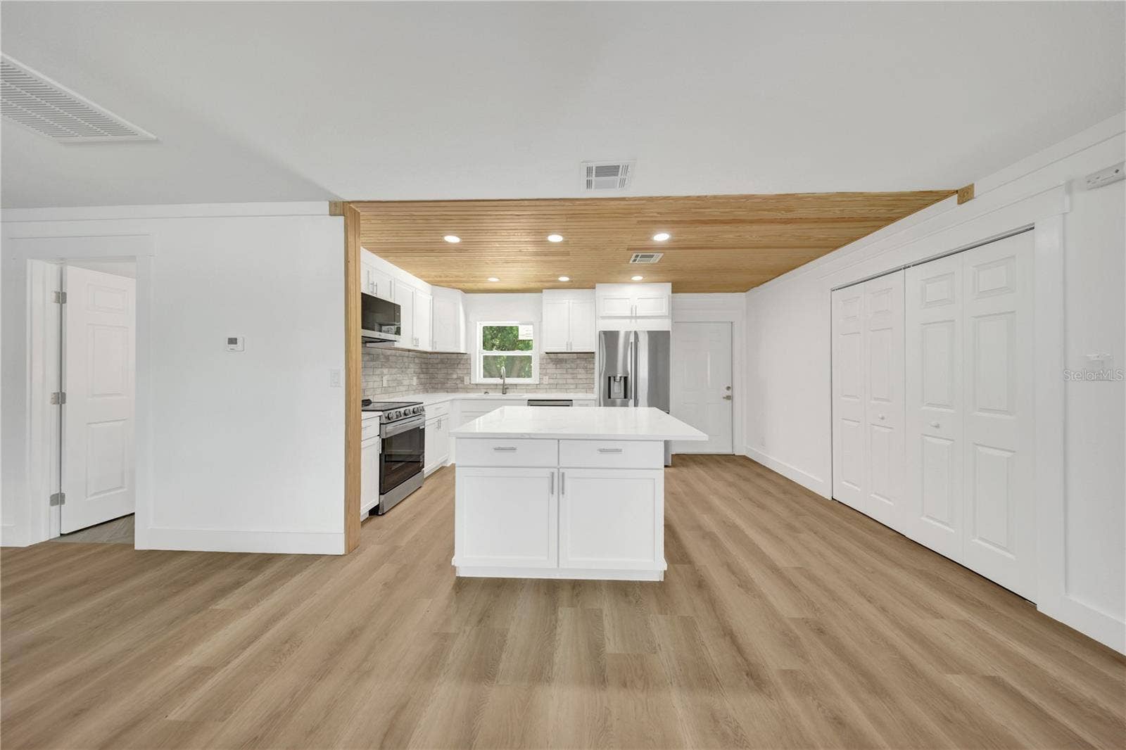 2264 WINCHESTER DRIVE, Dunedin, FL 34698