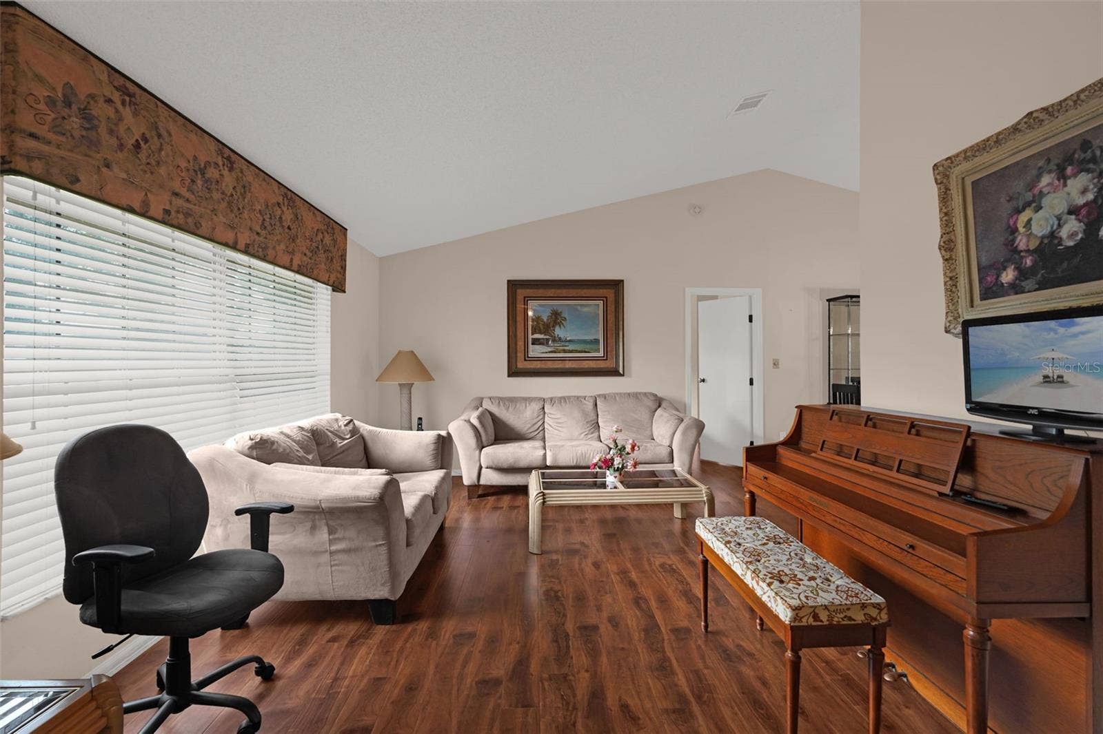 3044 CRESTED CIRCLE, Orlando, FL 32837 3044 CRESTED CIRCLE, Orlando, FL 32837