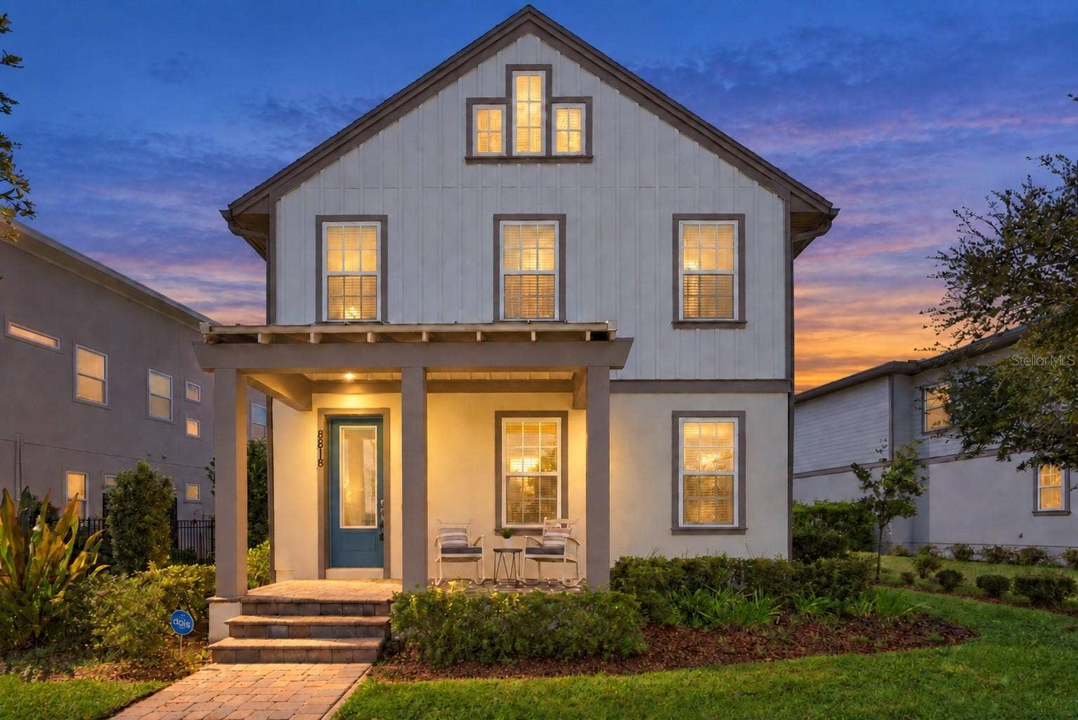 8818 UPPER CARREL CIRCLE, Orlando, FL 32827 WELCOME HOME to this gorgeous home with LAKE VIEWS!!