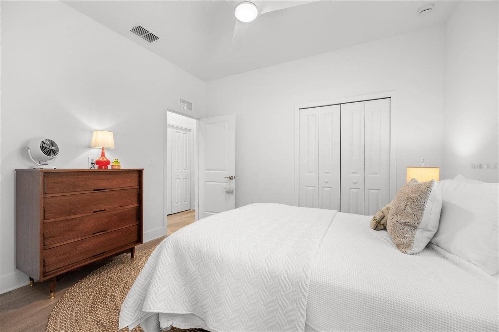 523 W PRINCETON STREET, Orlando, FL 32804 523 W PRINCETON STREET, Orlando, FL 32804