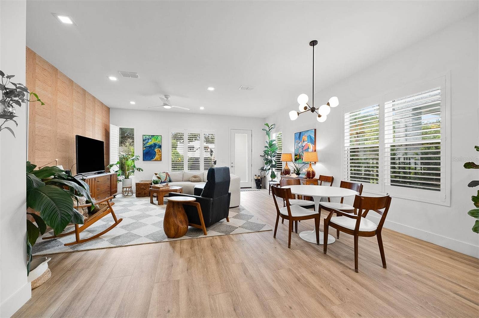 523 W PRINCETON STREET, Orlando, FL 32804 523 W PRINCETON STREET, Orlando, FL 32804