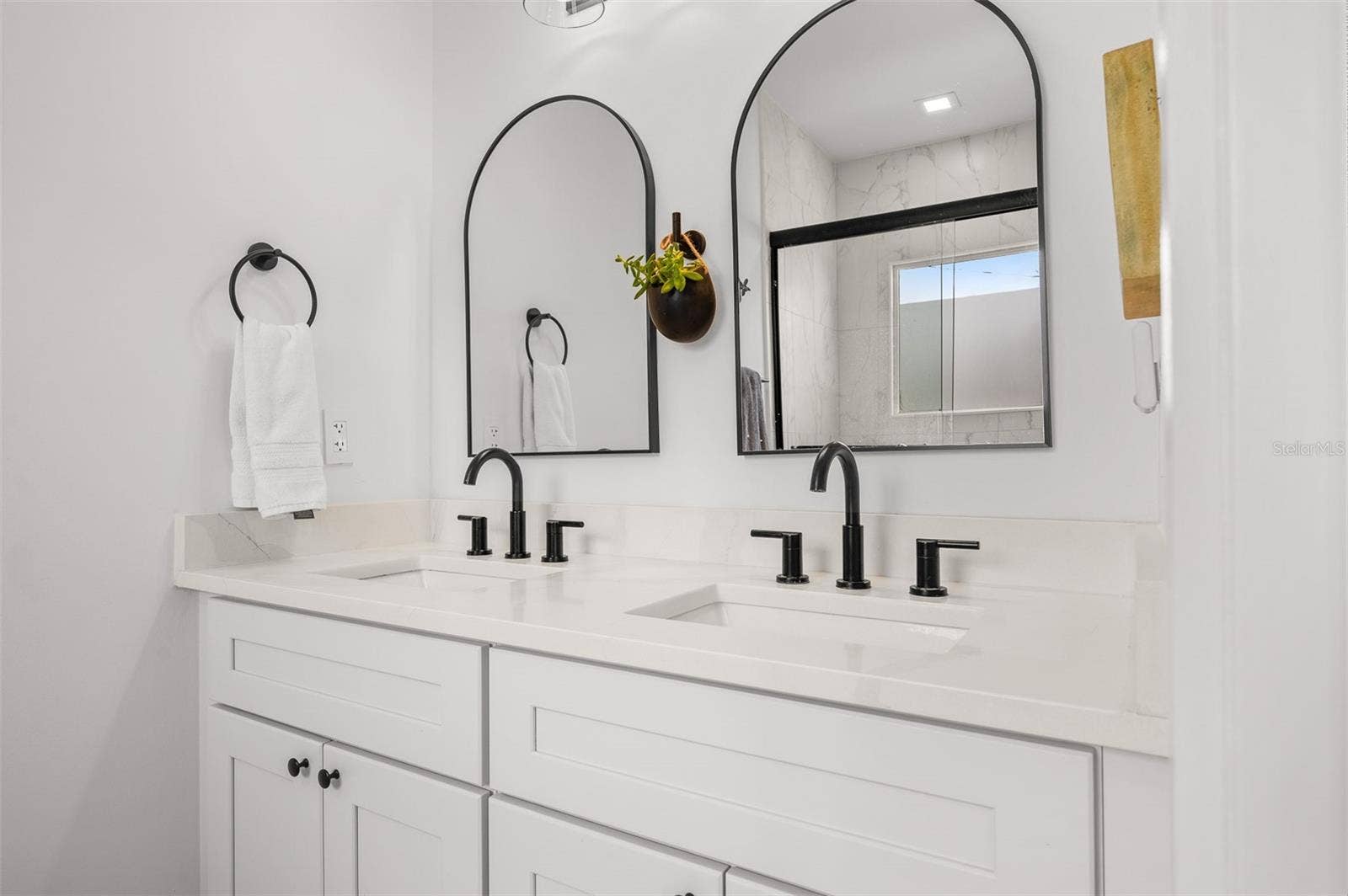 523 W PRINCETON STREET, Orlando, FL 32804 523 W PRINCETON STREET, Orlando, FL 32804