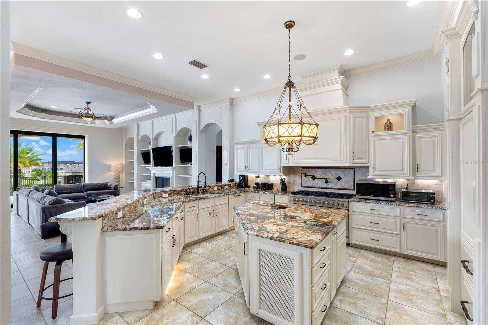 7829 PALMILLA COURT, Kissimmee, FL 34747 7829 PALMILLA COURT, Kissimmee, FL 34747